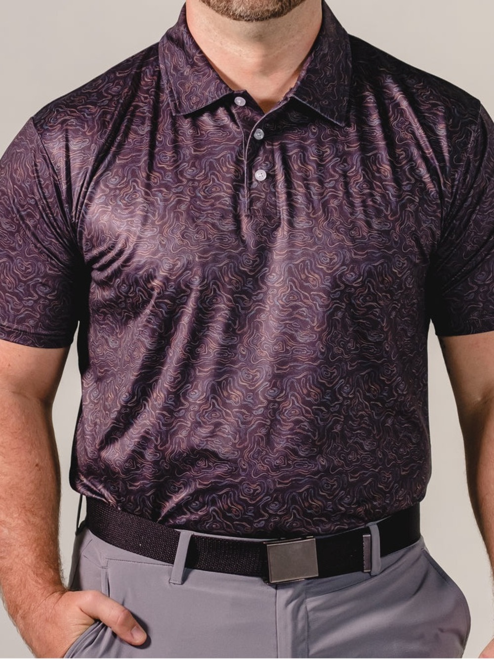 Gashouse Golf  Casual Short-Sleeve Button Down Shirt in Deep Purple